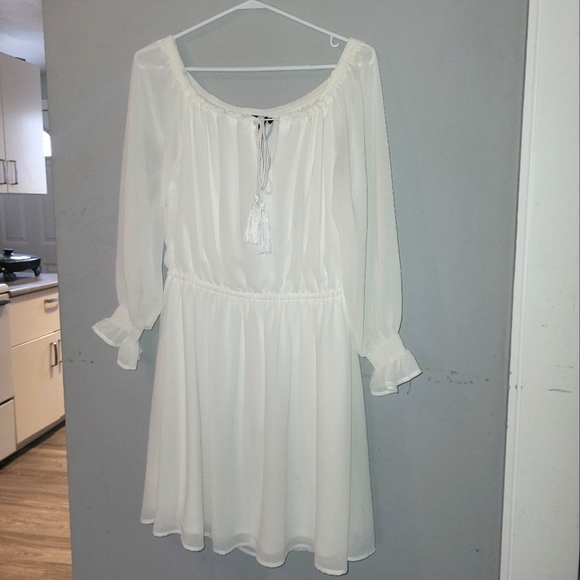 Dress - Picture 1 of 1